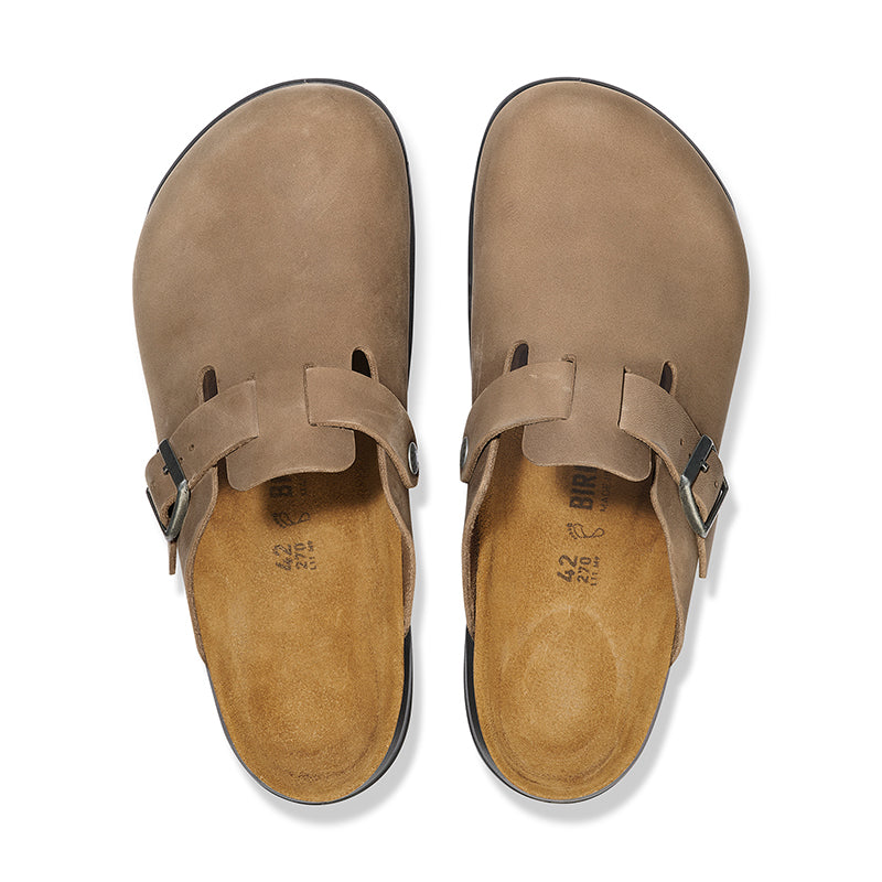 Shop Men's Boston Crosstown Tobacco Oiled Leather | Men's Slip Ons