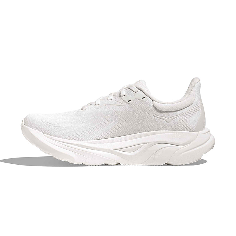 Shop Women's Arahi 8 White/White | Women's Performance Shoes by