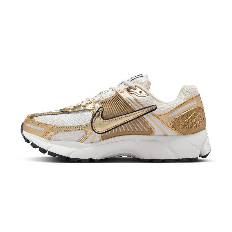 Women's Vomero 5 Photon Dust/Metallic Gold