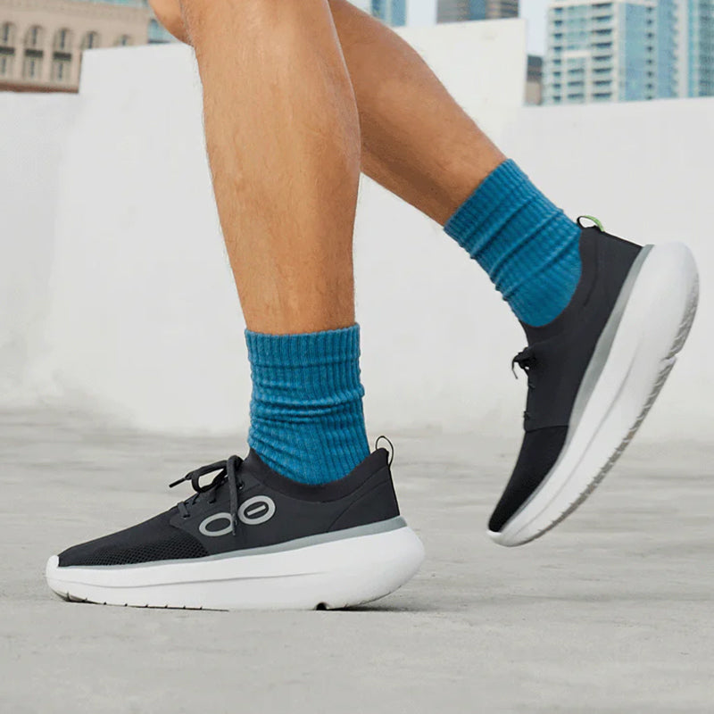 Men's Oomy Stride White/Black