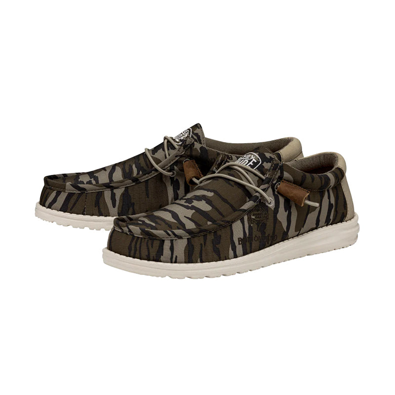 Men's HEYDUDE Wally Mossy Oak - Original Bottom Land - Pair of Shoes 315° Angle - Available at Tradehome Shoes