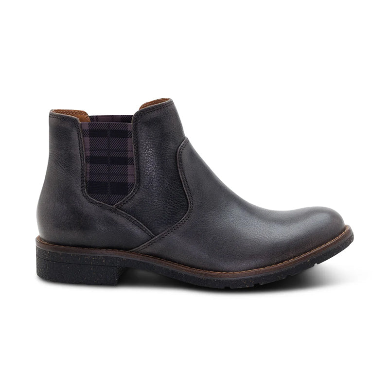 Women's Kaylee Iron