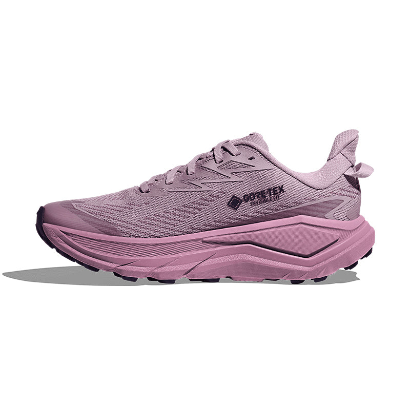 Shop Women's Challenger 8 GORE-TEX Fragrant Lilac/Berry Mauve