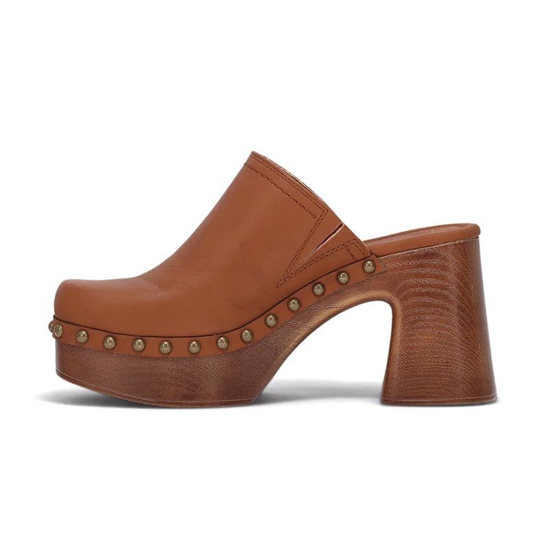 Women's Wylie Clog Walnut