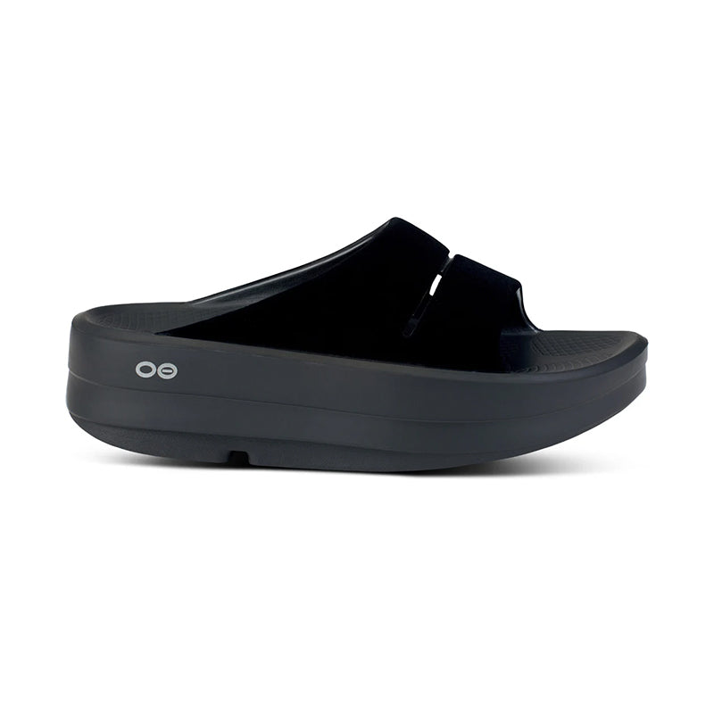 OOFOS OOmega OOahh Women ブラック Oofos Women's OOmega OOahh Luxe Sandals | TYLER'S