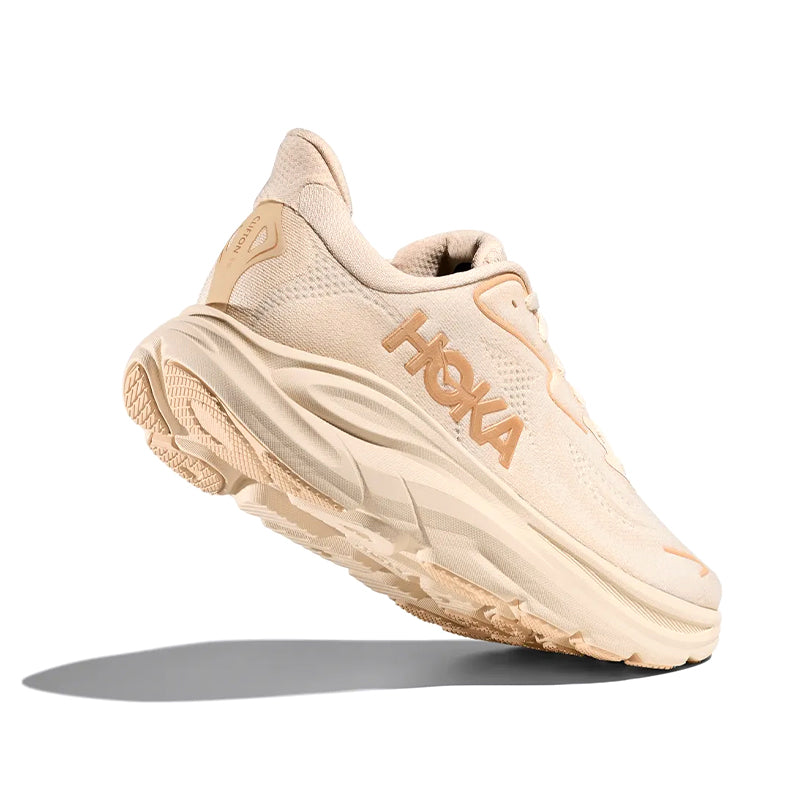 Shop Women's Clifton 10 Vanilla/Birch | Women's Performance Shoes