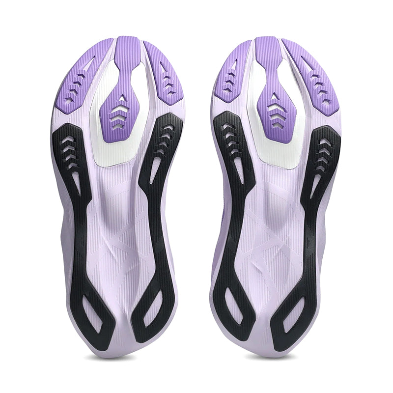 Women's Novablast 6 White/Murasaki