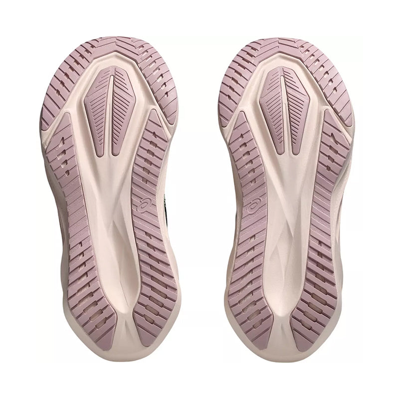 Women's Novablast 5 Black/Pearl Pink