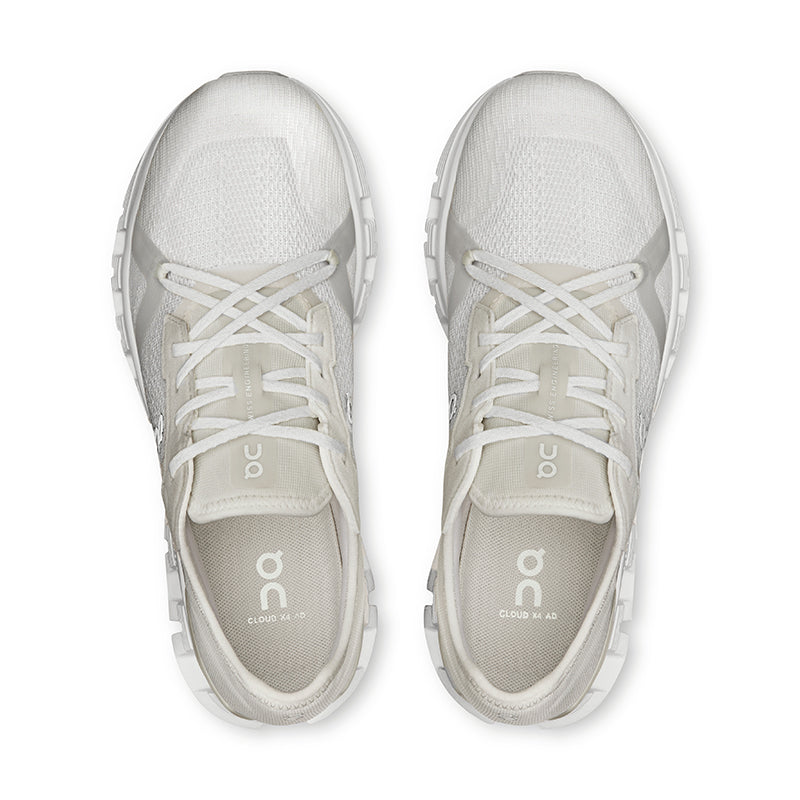 【関税込み】On オフホワイト Cloud X 4 AD スニーカー Amazon.com | On Women's Cloud X 4 AD Sneaker, White/Wolf, 5