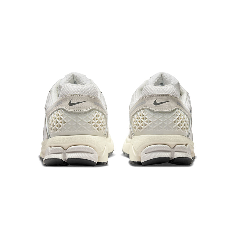 Men's Vomero 5 Platinum Tint/Dust/Cashmere – Tradehome Shoes