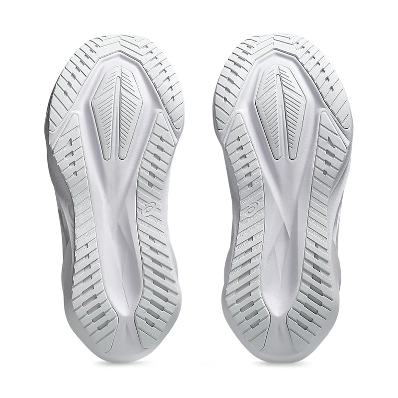 【Asics】 正規品★ Novablast 5 White Piedmont Grey Women's Novablast 5 Running Shoe - White/Piedmont Grey