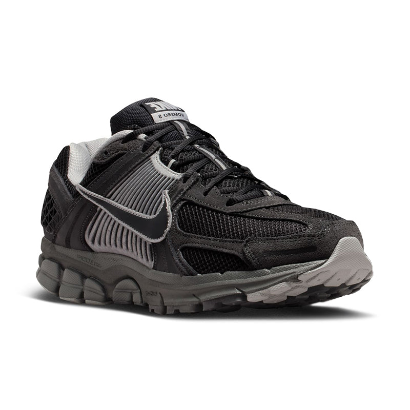 Shop Men's Vomero 5 Anthracite/Black | Men's Sportswear Shoes by