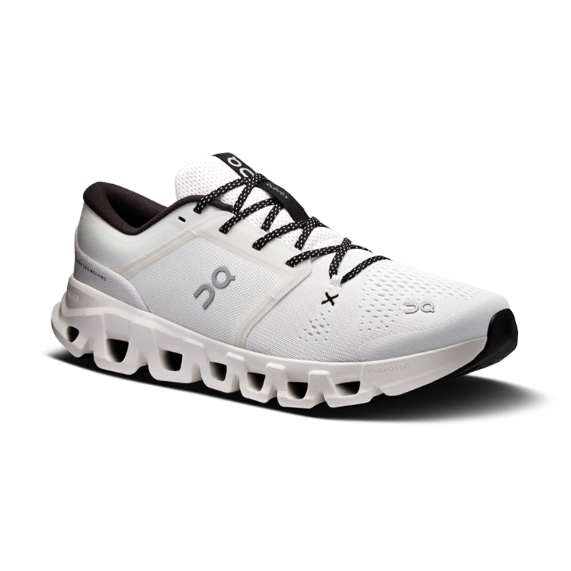 Shop Men's Cloud X 5 White/Black | Men's Performance Shoes by On