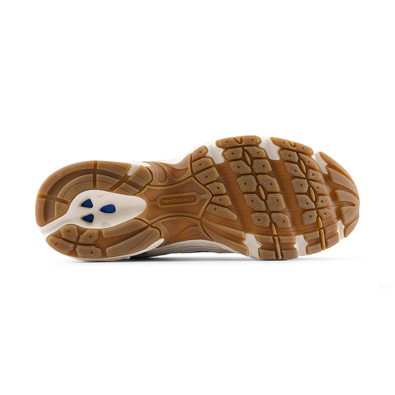 Women's 530 Bisque/Earth Shadow