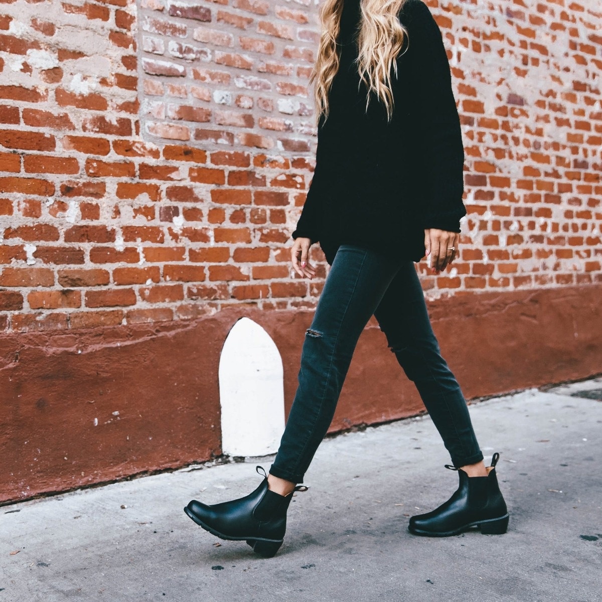 Blundstone heeled store chelsea boot